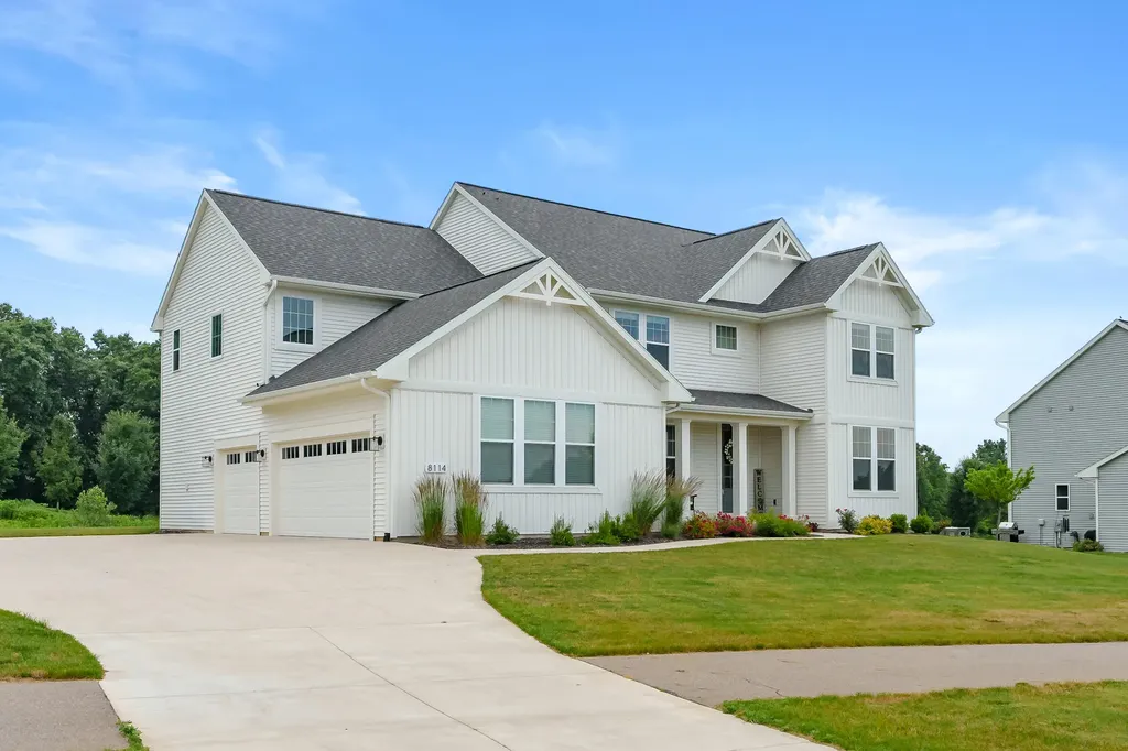 8114 Turning Stone Texas Charter Township MI 49009