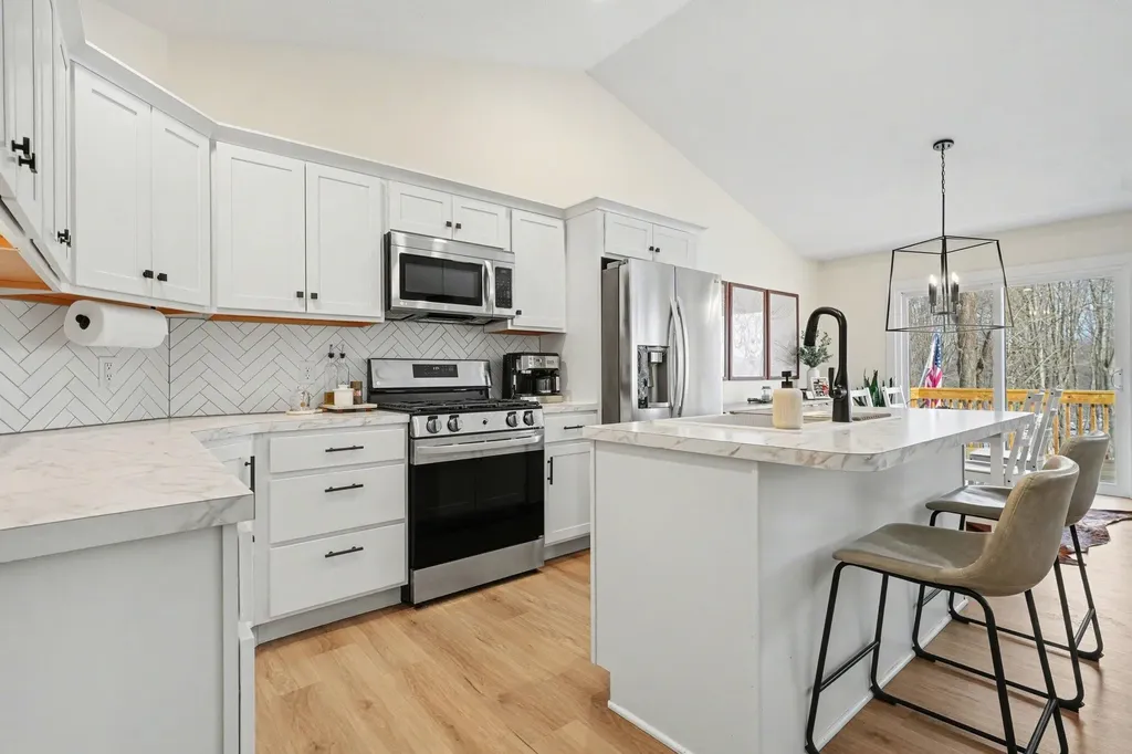 2523 Vanhorn Court Allegan Township MI 49010