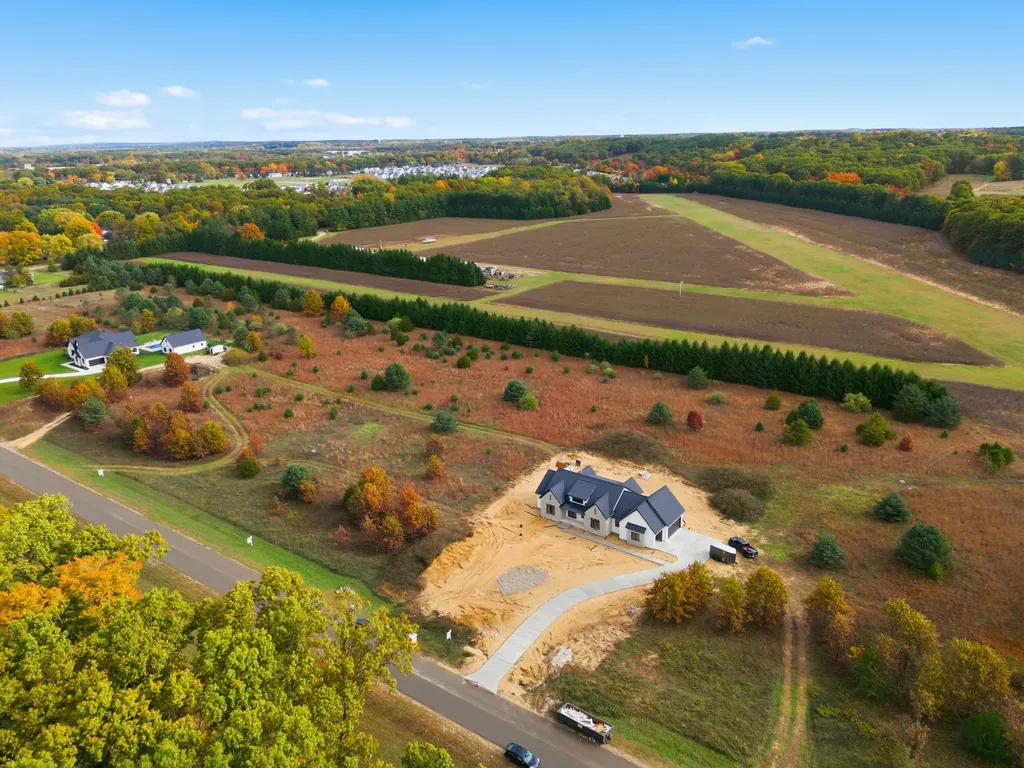 61121 Airpark Lane Antwerp Township MI 49071
