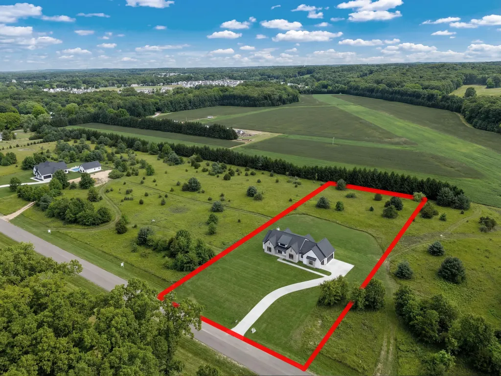 61121 Airpark Lane Antwerp Township MI 49071