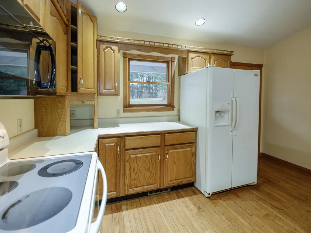 28459 Kelly Road Burr Oak Township MI 49091