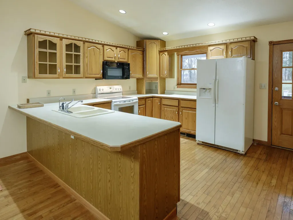 28459 Kelly Road Burr Oak Township MI 49091