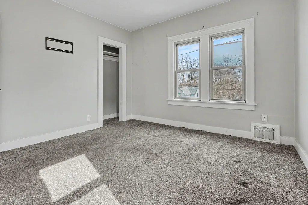 2326 S Burdick Street Kalamazoo City MI 49001