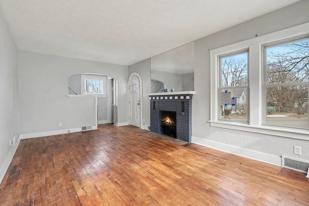 2326 S Burdick Street Kalamazoo City MI 49001