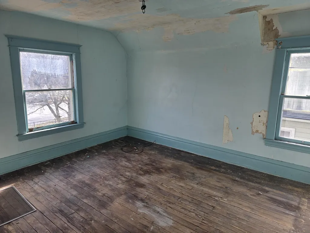 528 Potter Street Kalamazoo City MI 49007