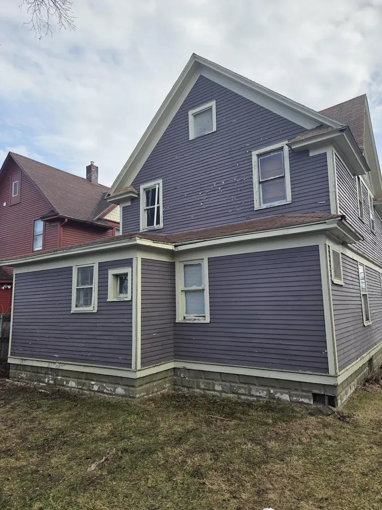 528 Potter Street Kalamazoo City MI 49007