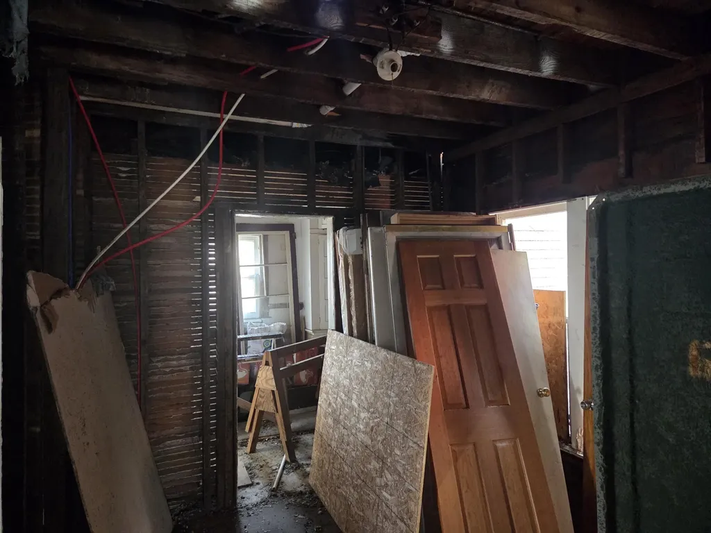 528 Potter Street Kalamazoo City MI 49007