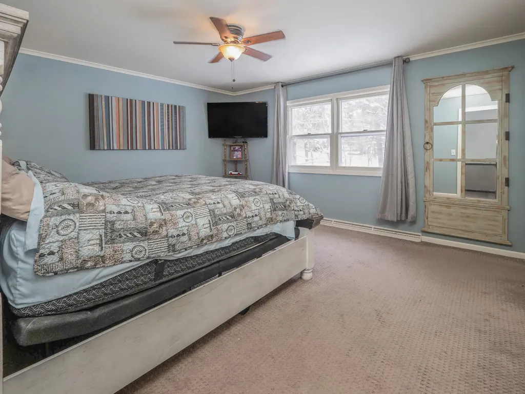 2134 Sycamore Lane Kalamazoo City MI 49008