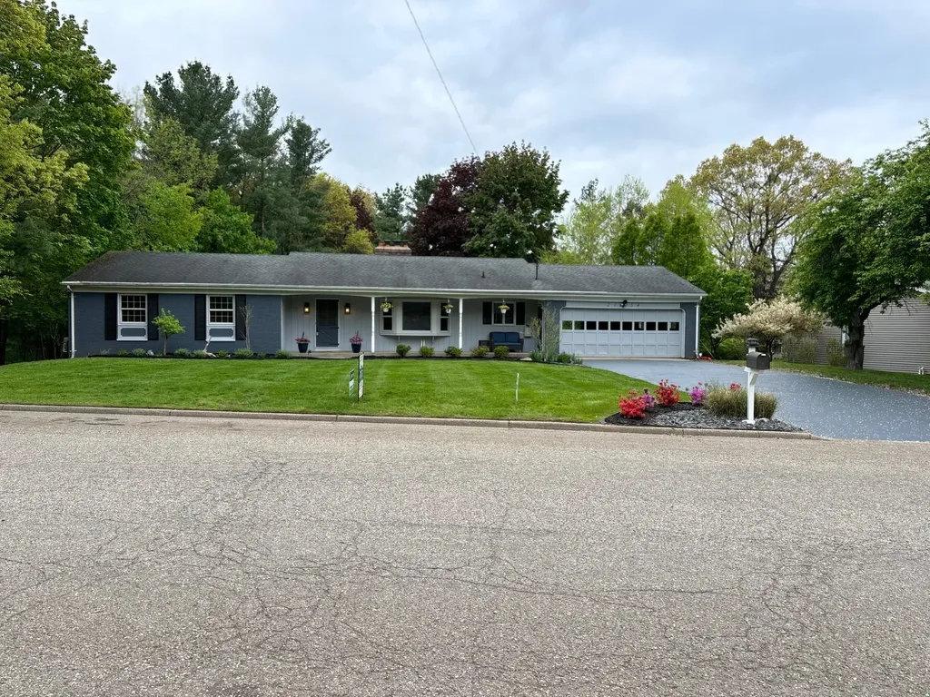 2134 Sycamore Lane Kalamazoo City MI 49008