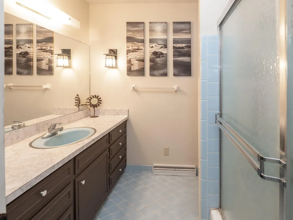 2134 Sycamore Lane Kalamazoo City MI 49008