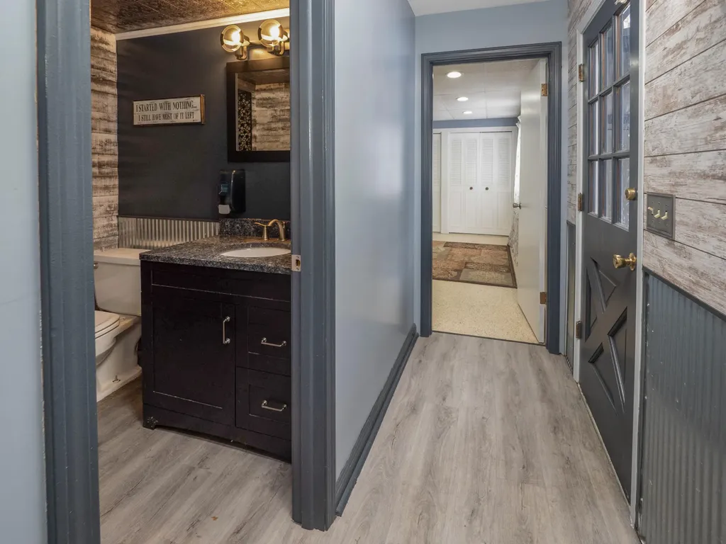 2134 Sycamore Lane Kalamazoo City MI 49008