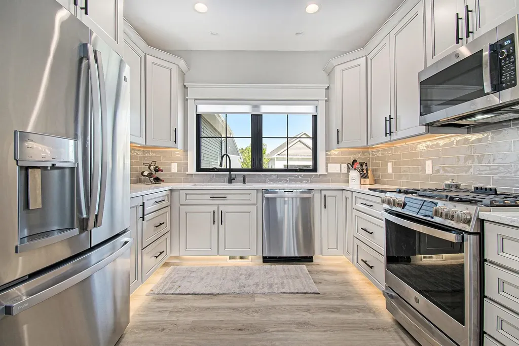 2681 West Port Drive Oshtemo Charter Township MI 49009