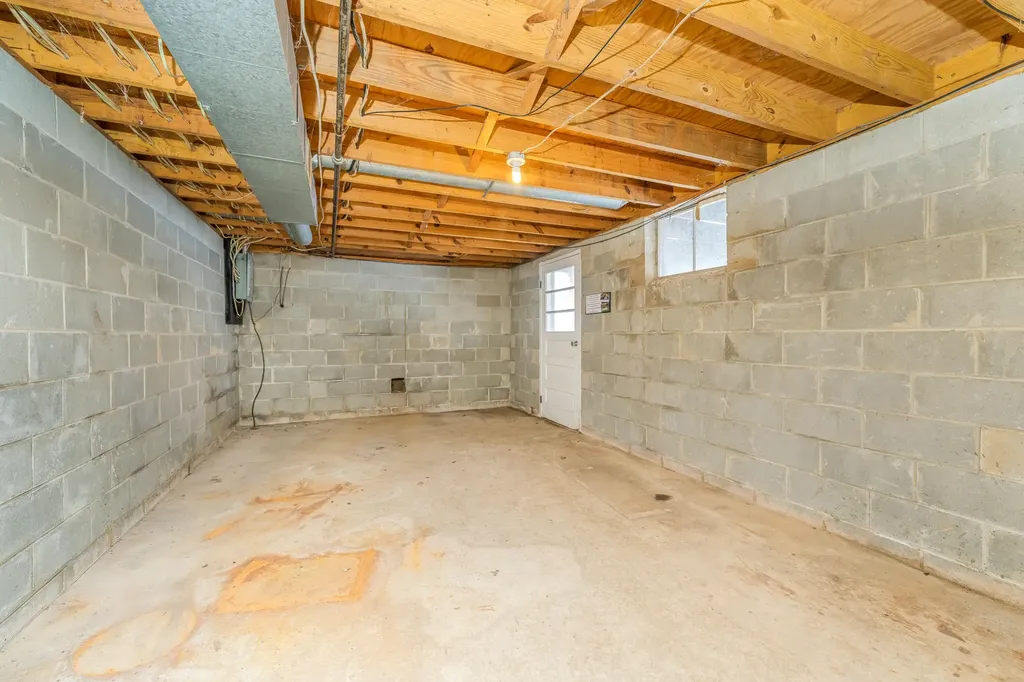 10798 Pleasant Lake Road Barry Township MI 49046