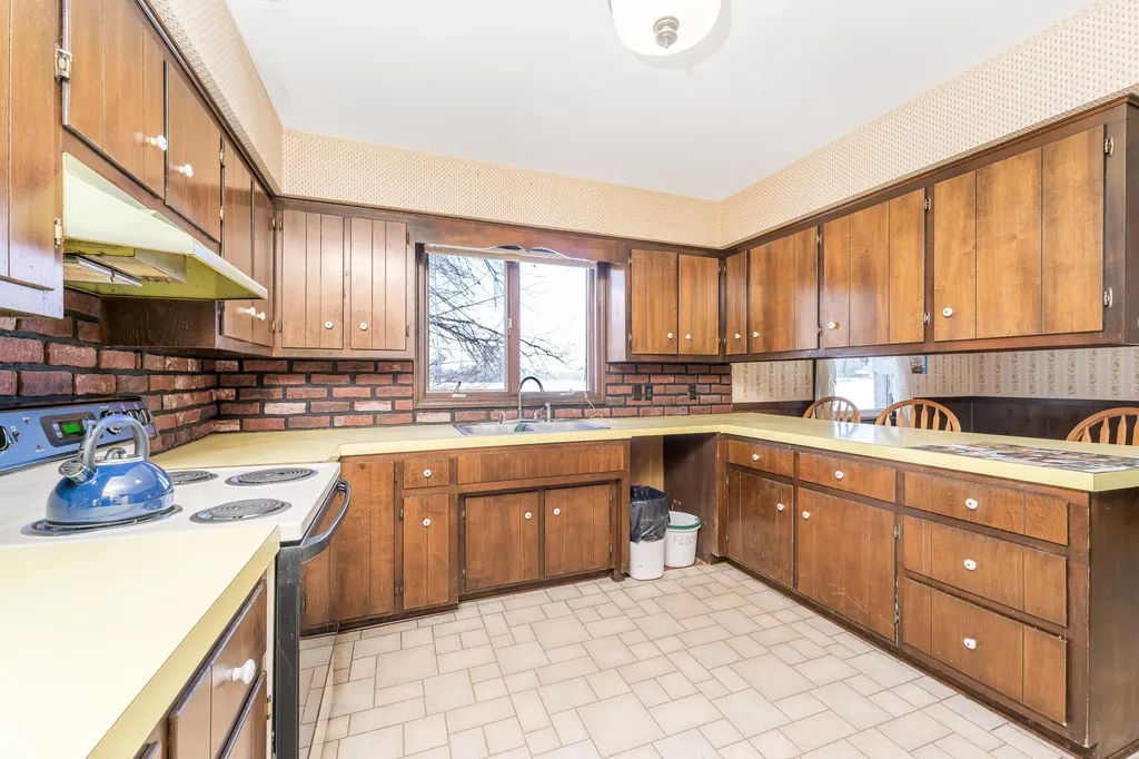 10798 Pleasant Lake Road Barry Township MI 49046