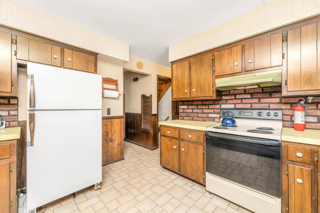 10798 Pleasant Lake Road Barry Township MI 49046