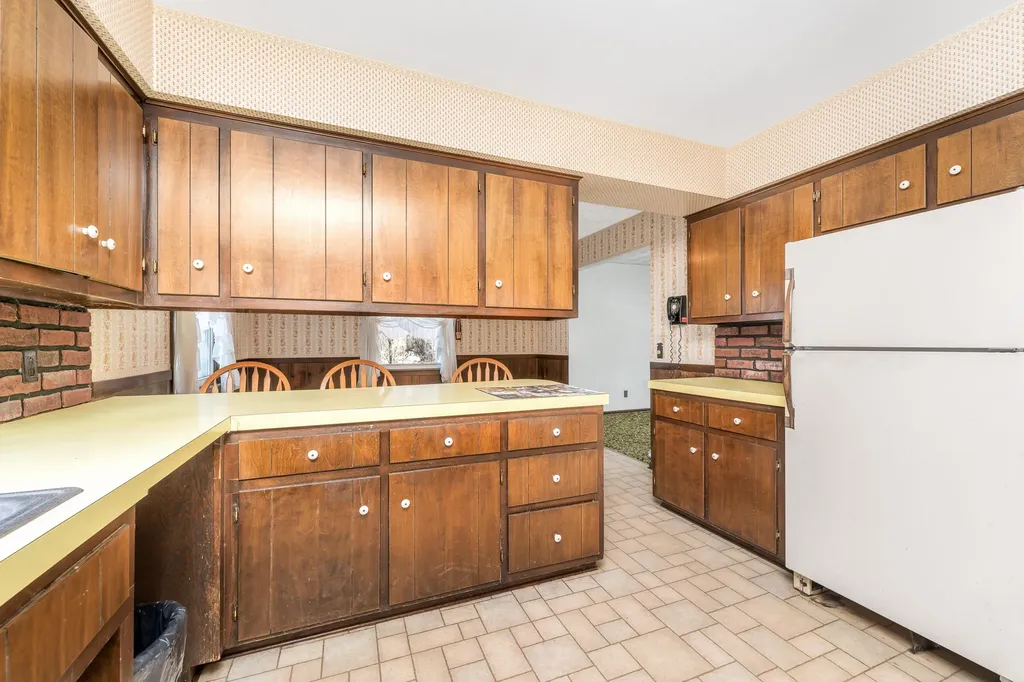 10798 Pleasant Lake Road Barry Township MI 49046