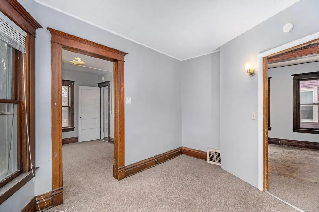 712 W Vine Street Kalamazoo City MI 49008