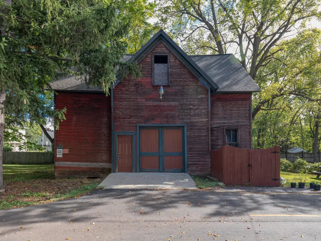 232 Woodward Avenue Kalamazoo City MI 49007