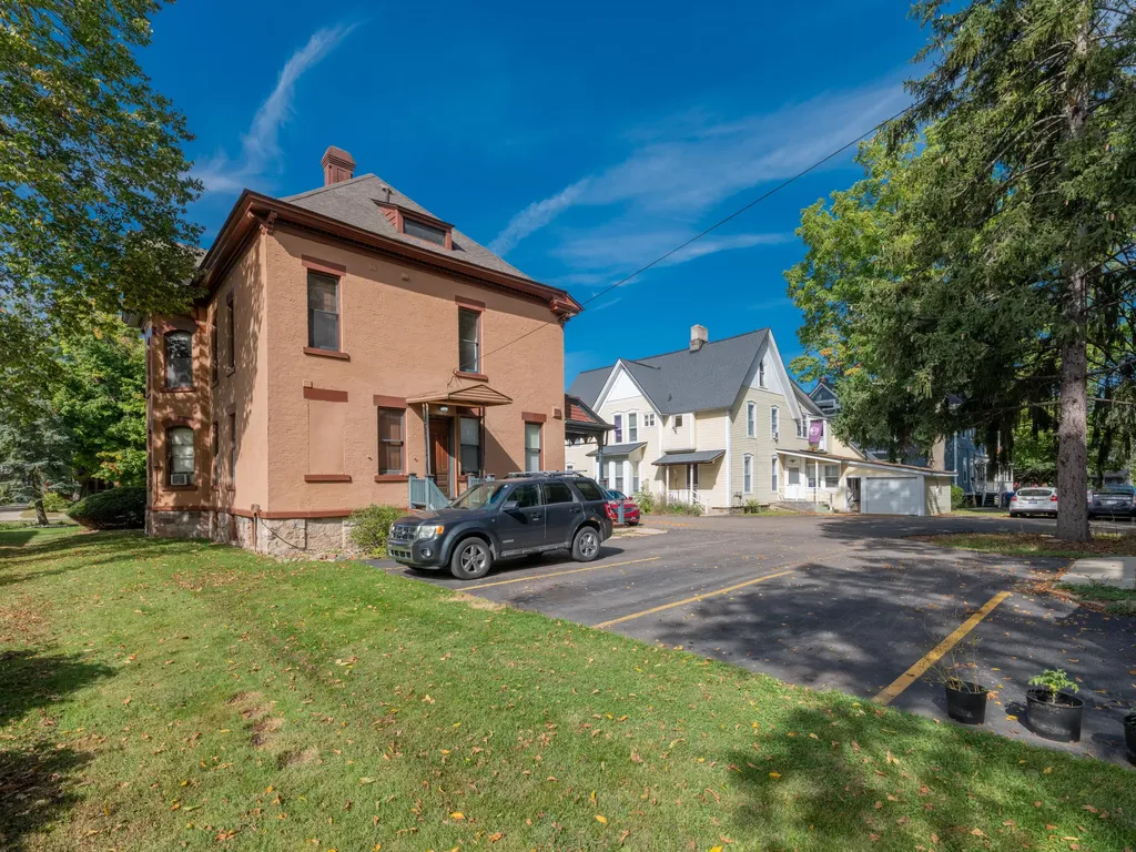 232 Woodward Avenue Kalamazoo City MI 49007