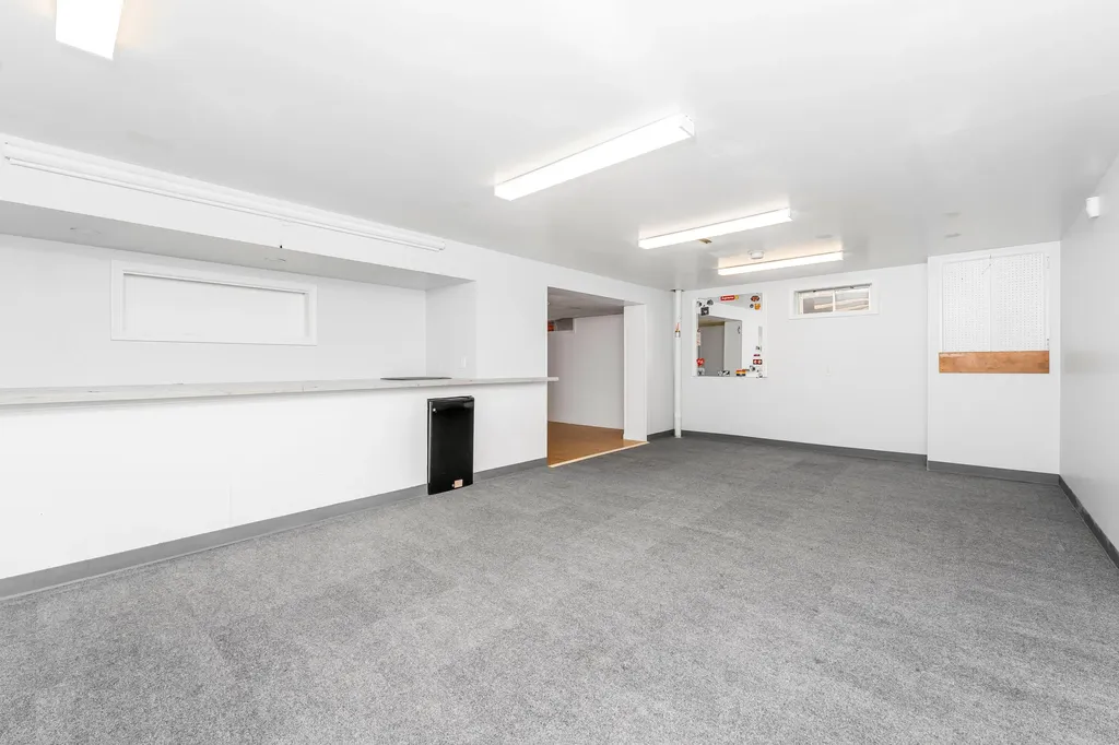 2657 Thayer Avenue Cooper Charter Township MI 49004