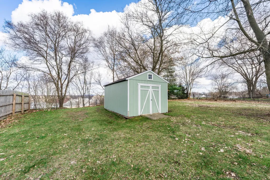 2657 Thayer Avenue Cooper Charter Township MI 49004