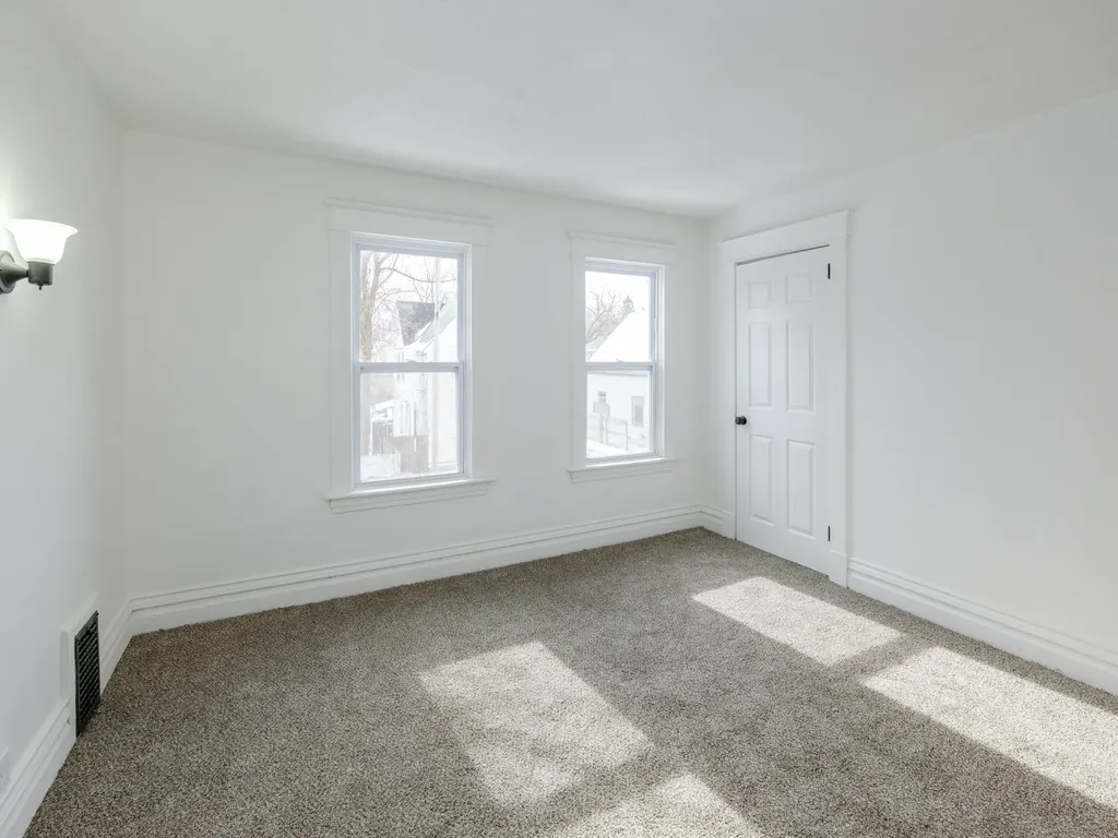 915 Hays Park Avenue Kalamazoo City MI 49001