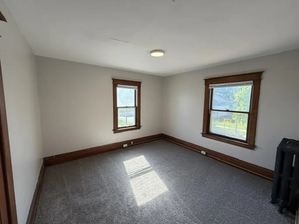 430 W Dutton Street Kalamazoo City MI 49007