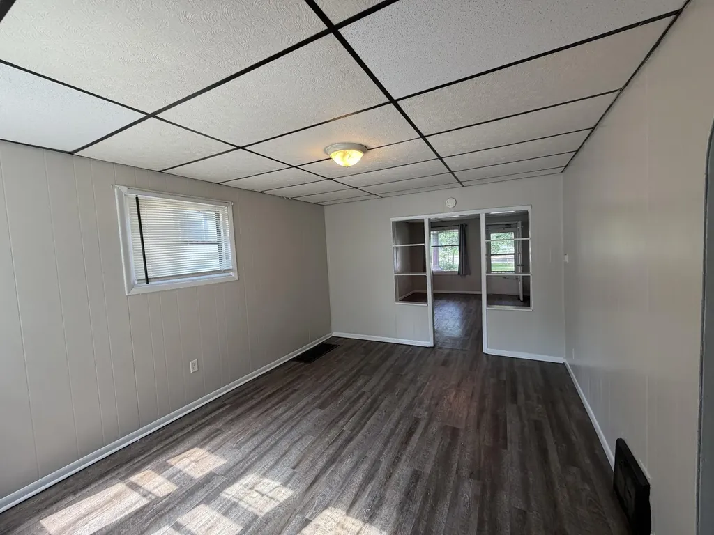 613 Pearl Street Kalamazoo City MI 49007