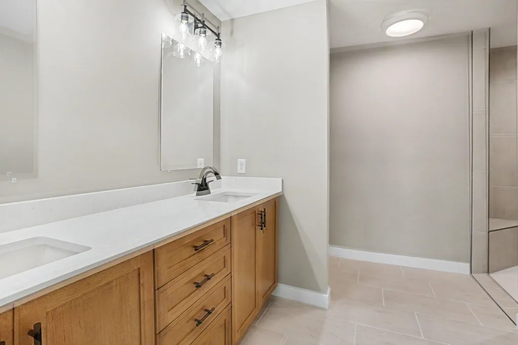 7827 Hatton Circle Richland Village MI 49083
