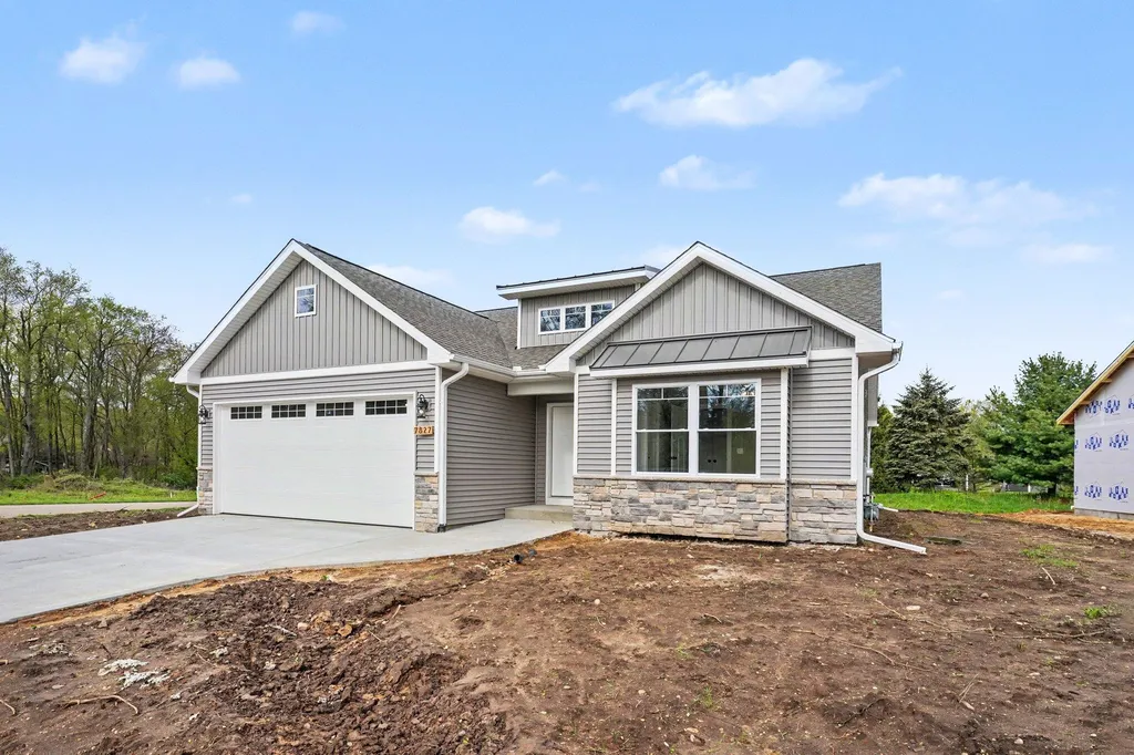 7827 Hatton Circle Richland Village MI 49083