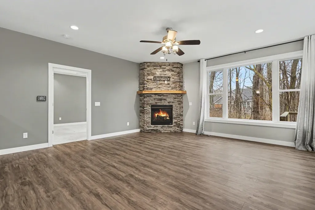 9222 Hatton Circle Richland Village MI 49083