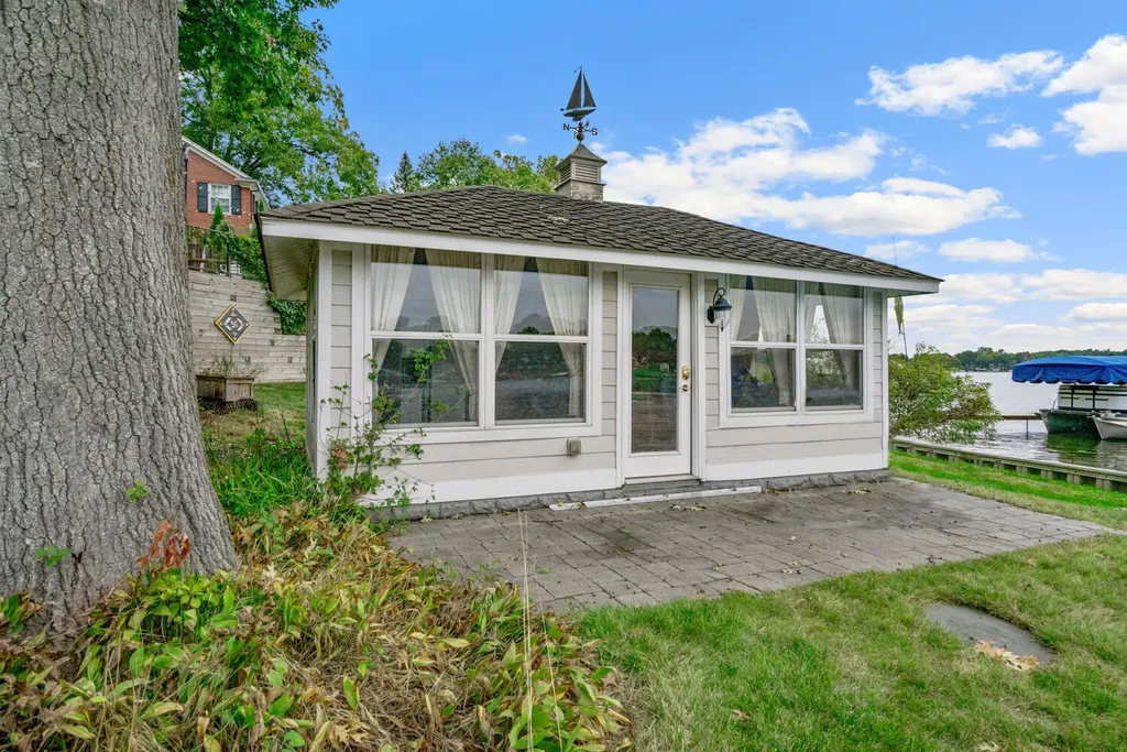 179 Wheaton Avenue Battle Creek City MI 49015