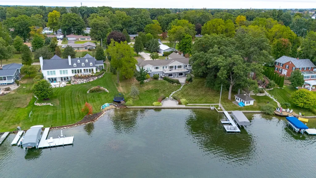179 Wheaton Avenue Battle Creek City MI 49015