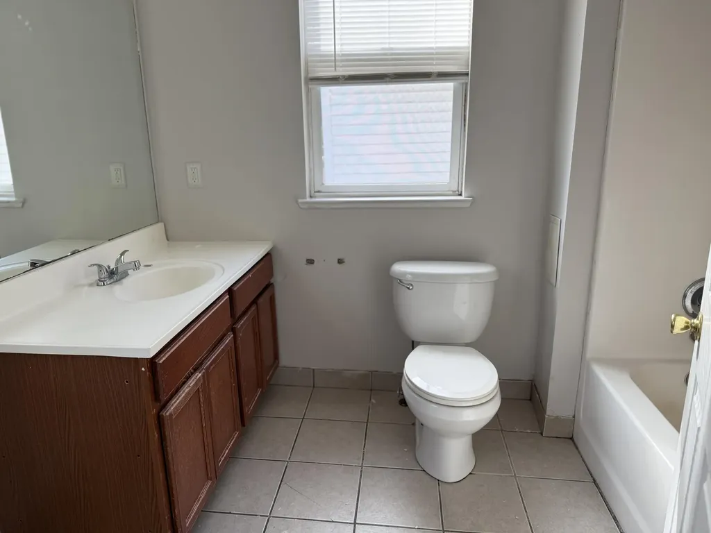 821 Trimble Avenue Kalamazoo City MI 49048