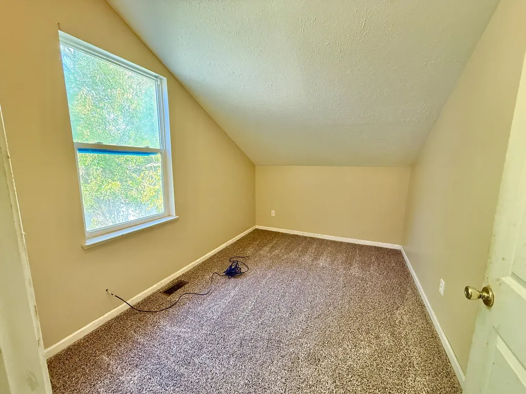 821 Trimble Avenue Kalamazoo City MI 49048