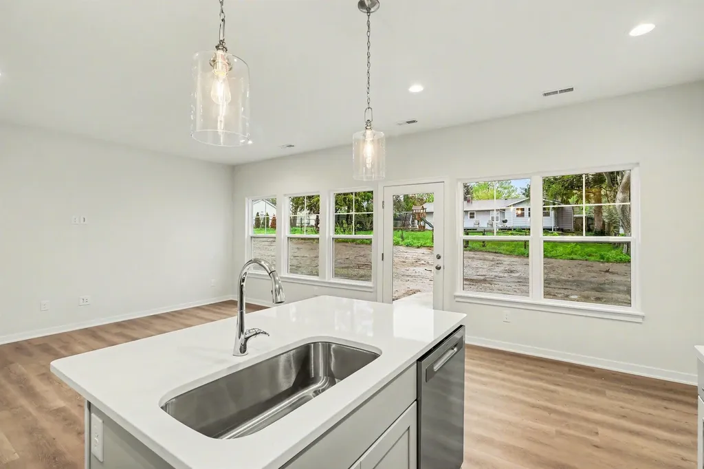 2059 Topaz Lane Portage City MI 49002