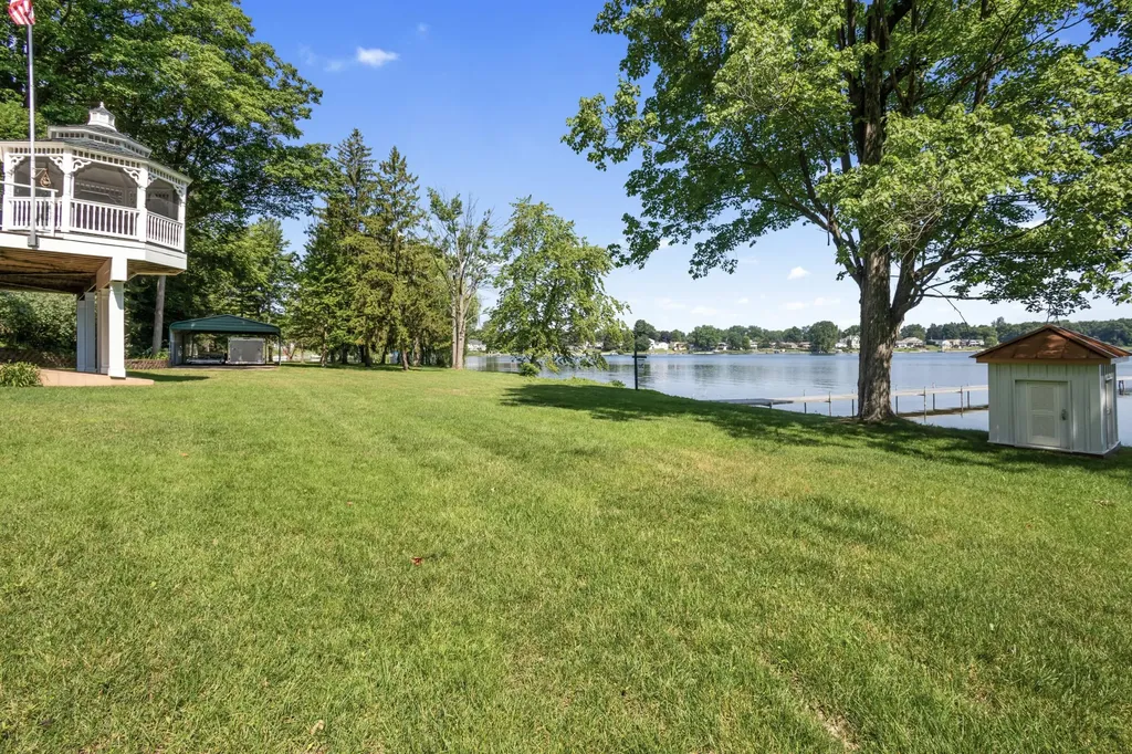 15665 Portage Road Schoolcraft Township MI 49097