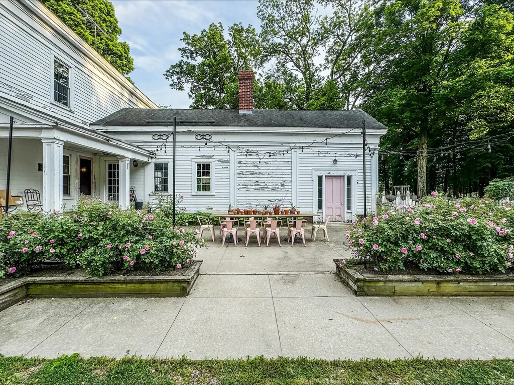 58522 Farrand Road Colon Village MI 49040