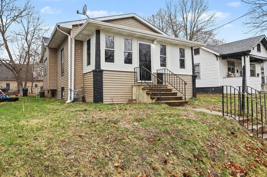 243 Howland Street Battle Creek City MI 49037
