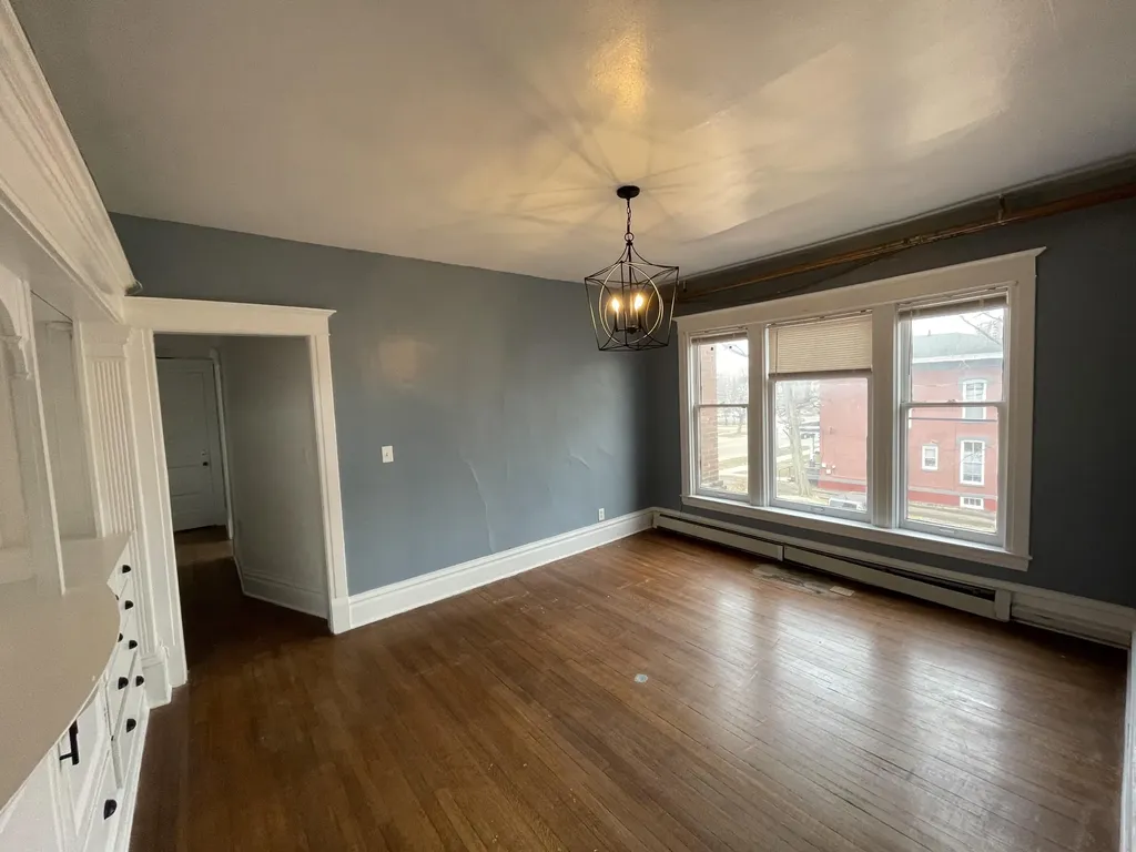 447 W Walnut Street Kalamazoo City MI 49007