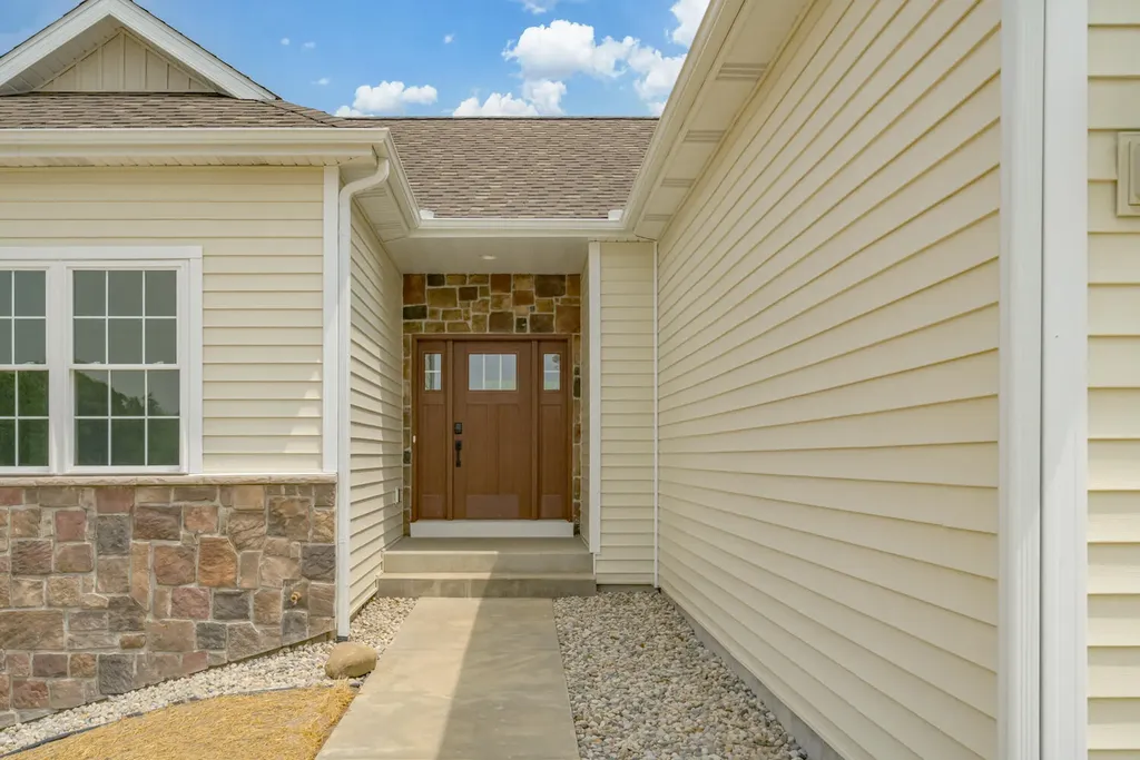 205 Ridgeview Drive Battle Creek City MI 49015