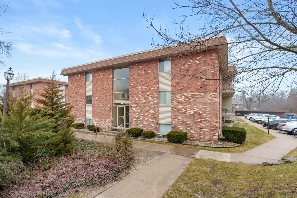 734 W Kilgore Road Kalamazoo City MI 49008
