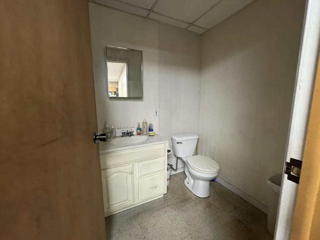 9854 E M-89 Richland Village MI 49083