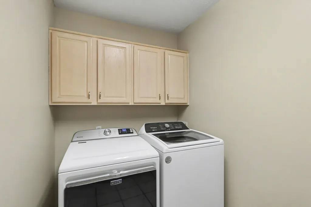 8127 Robinbrook Street Richland Village MI 49083