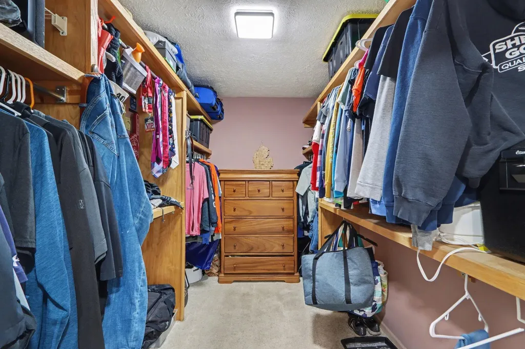 8127 Robinbrook Street Richland Village MI 49083
