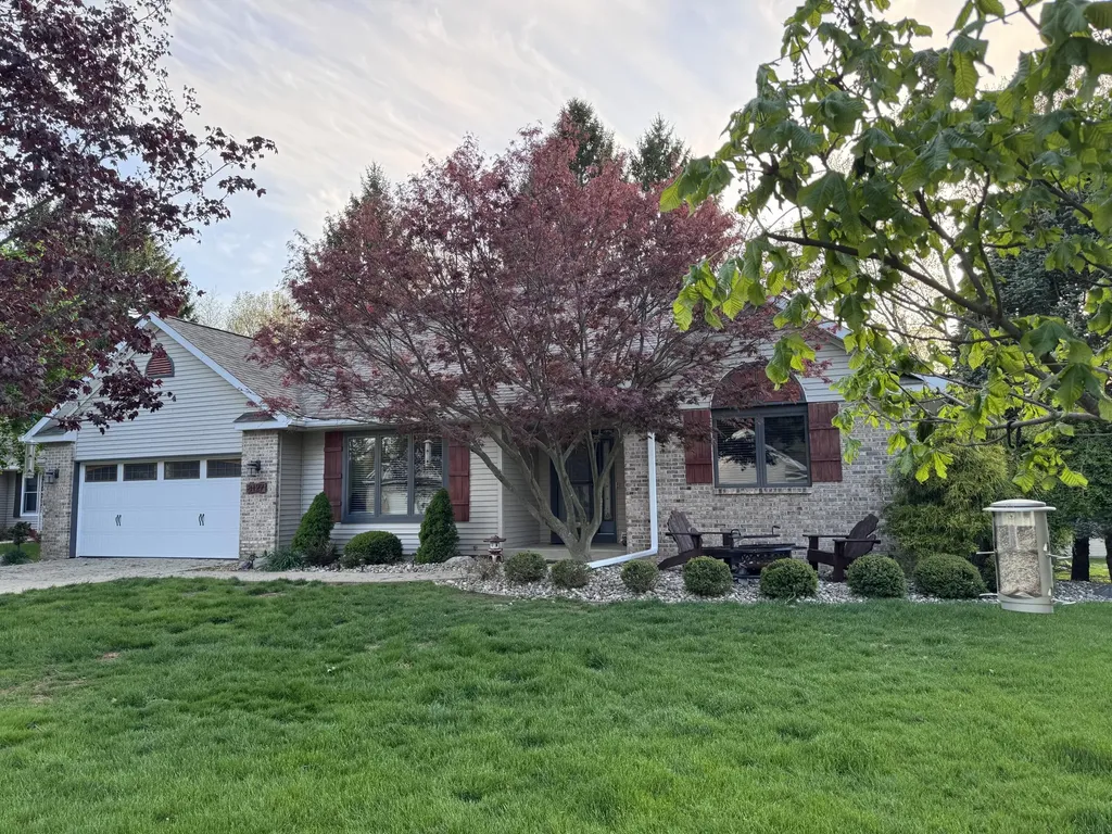 8127 Robinbrook Street Richland Village MI 49083