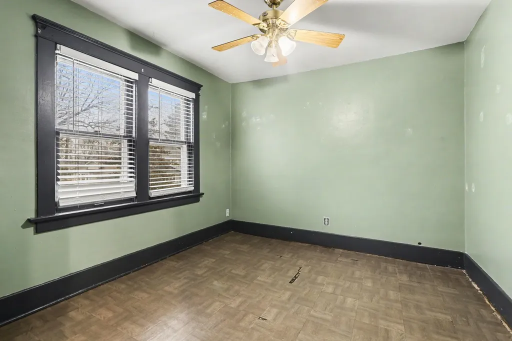 683 Capital Avenue NE Battle Creek City MI 49017