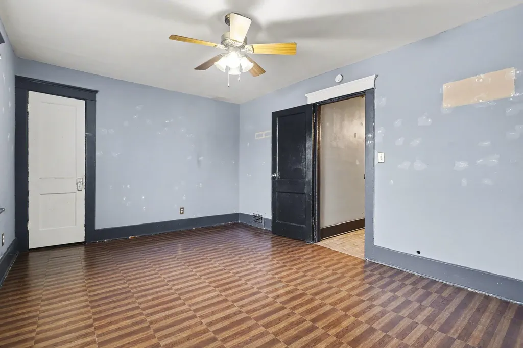 683 Capital Avenue NE Battle Creek City MI 49017