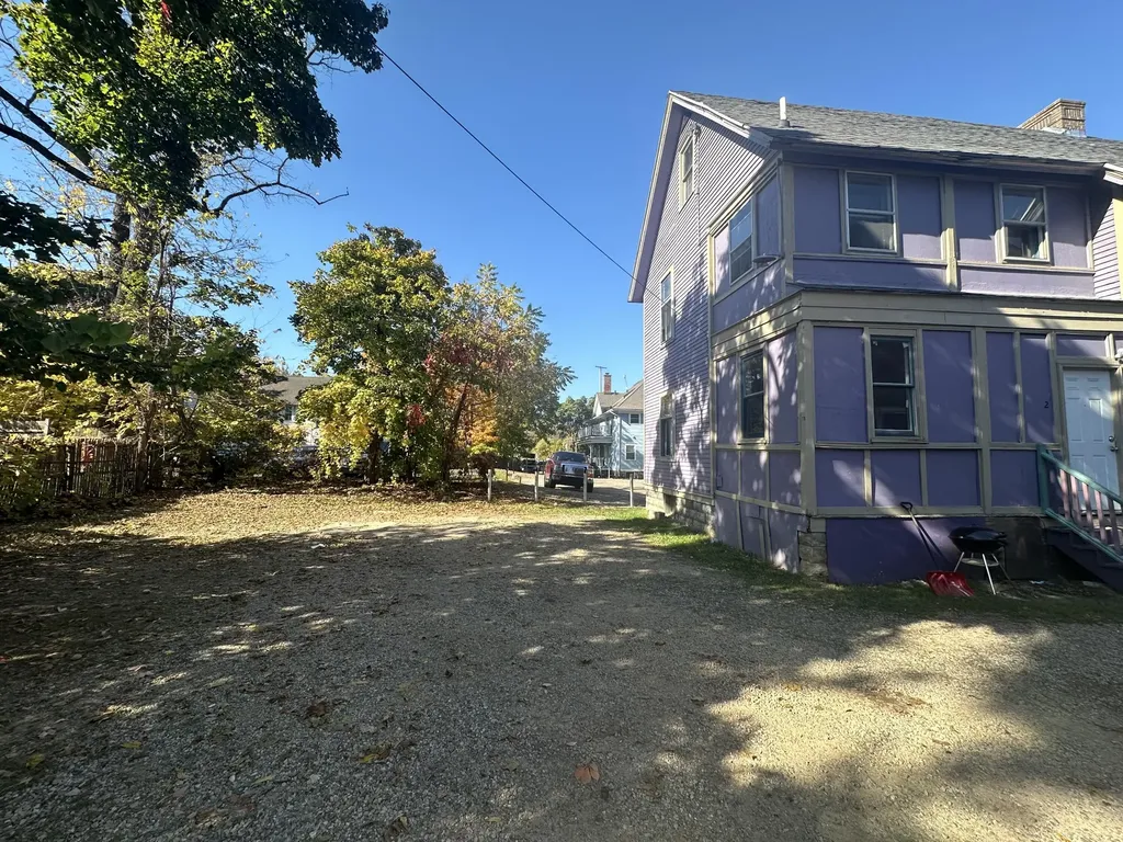 743 Academy Street Kalamazoo City MI 49007