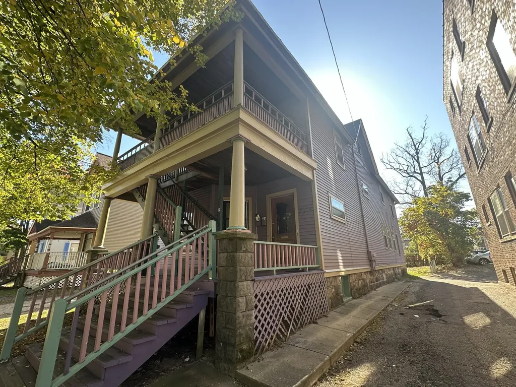 743 Academy Street Kalamazoo City MI 49007